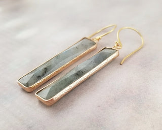 Labradorite Earrings - Mindfulness Gift - Bar Earrings - Crystal Jewelry - 004