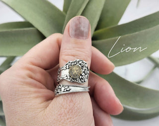 Crescent Moon Ring - Silver Spoon Ring - Antique Style Celestial Jewelry