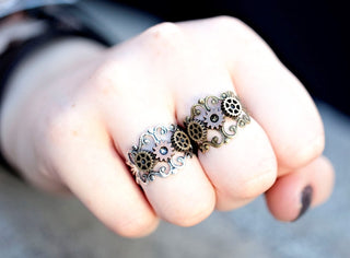 Steampunk Gear Ring: Adjustable Filigree Band