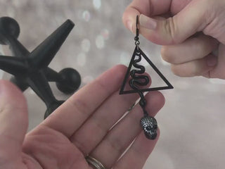 Black Triangle Snake Earrings with Skull Charm – Gothic Grunge Jewelry