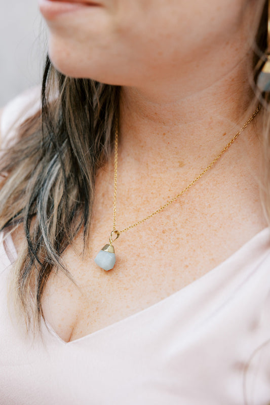 Raw Gemstone Pendant Necklace - Amazonite / Confidence